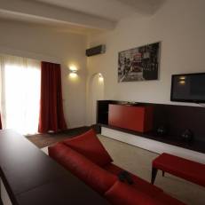 Hotel Paradise Airport 