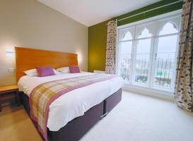 The Corner House Hotel 