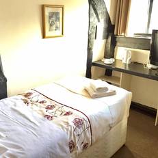 The Tudor House Hotel 