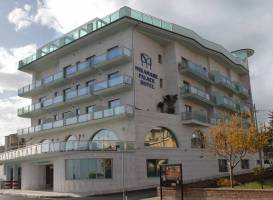 Miramare Palace Hotel 