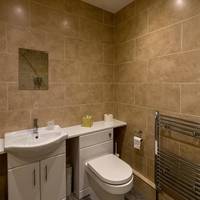 Three Horseshoes Inn 