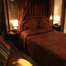 Brook Red Lion Hotel 