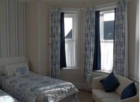 The Bays Guest House 