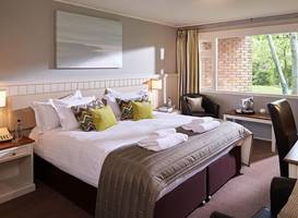 Potters Heron Hotel 