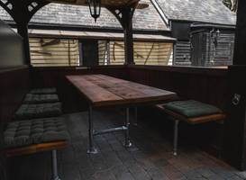 The Black Horse Inn 