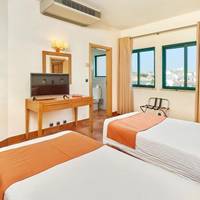 Oceanus Aparthotel 