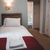 Keppels Head Hotel 