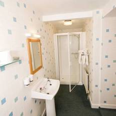 Nethercliffe Hotel 