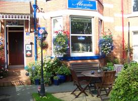 Monico Guest House 