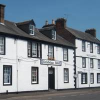 Ecclefechan Hotel 