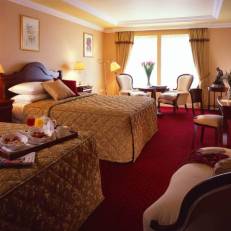 Meadowlands Hotel 