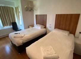 Contractors Hotel 