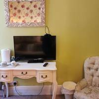 Adams Guest House 