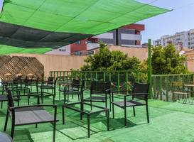 Blue Coast Hostel 