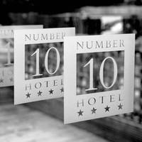Number 10 Hotel 