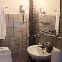 4th Floor Hotel 