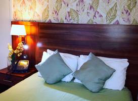 Ely House Hotel 