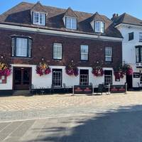 Pilgrims Hotel 