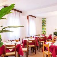 Hotel Saturno 