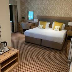 Haley's Hotel 