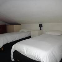 Hotel B Lodge
