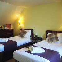 Loch Ness Inn 