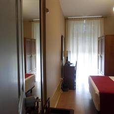 Hotel Larbelo 