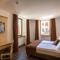 Hotel Portici 