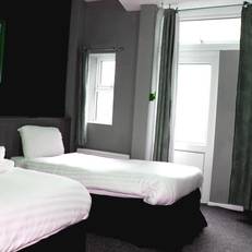 Henson Hotel 