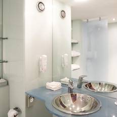ibis Swansea 
