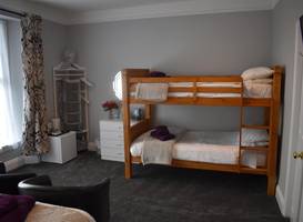 Acorn Lodge 