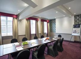 Danum Hotel 