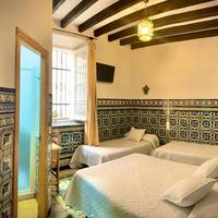 Hostal Lis 