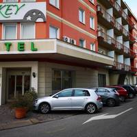 Key Hotel 