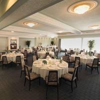 Chateau Louis Hotel & Conference Centre 