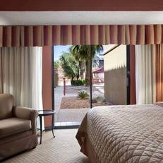 Wyndham El Paso Airport and Water Park 