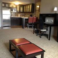 Staybridge Suites Hamilton - Downtown 