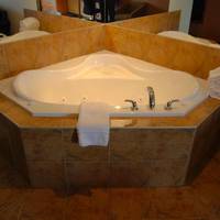 Service Plus Inn and Suites Calgary 