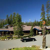 Sunwapta Falls Rocky Mountain Lodge 