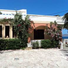 Villa Georgia Apartments & Suites 