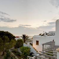 Rania Apartments Studios & Suites