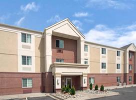 Hawthorn Suites by Wyndham Omaha 