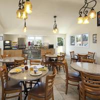 Sandpiper Lodge - Santa Barbara 