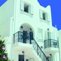 Kontaratos Studios & Apartments 