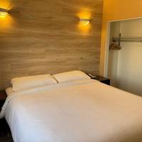 Garden Suite Hotel and Resort 