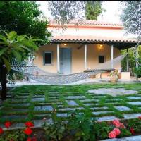 Aretousa Studios & Apartments 