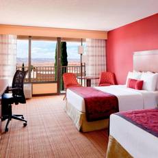 Courtyard Page at Lake Powell 