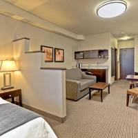 Acclaim Hotel Calgary Airport 