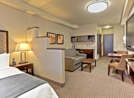 Acclaim Hotel Calgary Airport 