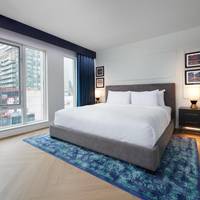 Pantages Hotel Toronto Centre 